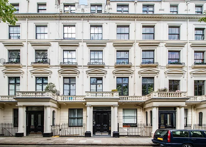 Chic Apartment By Hyde Park