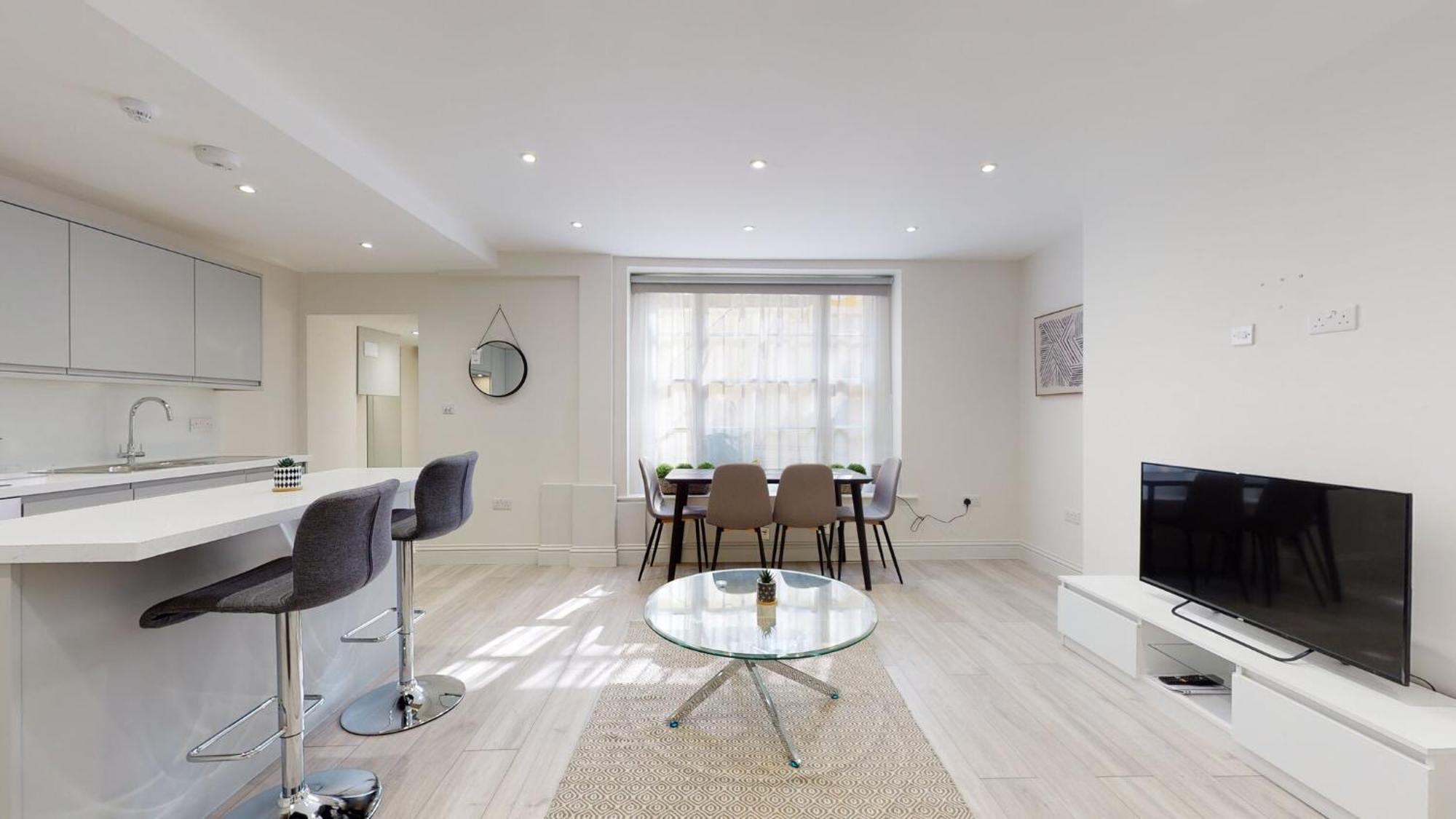 Apartment Chic By Hyde Park
